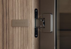 Петля Conecta